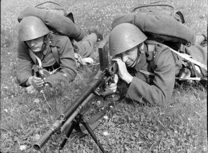 Panzer Grenadier Headquarters Library Nation Photo: Czechoslovakia at War for Panzer Grenadier game series